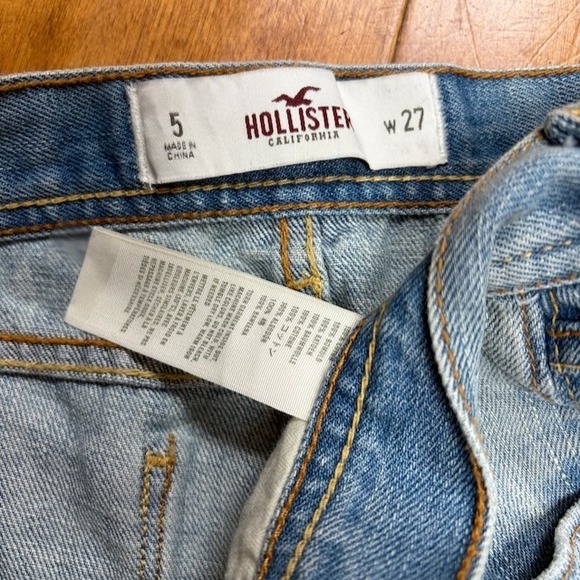 Hollister Womens Y2K Micro Mini Shorts Size 27 Denim Pockets Logo Distressed - Picture 7 of 8